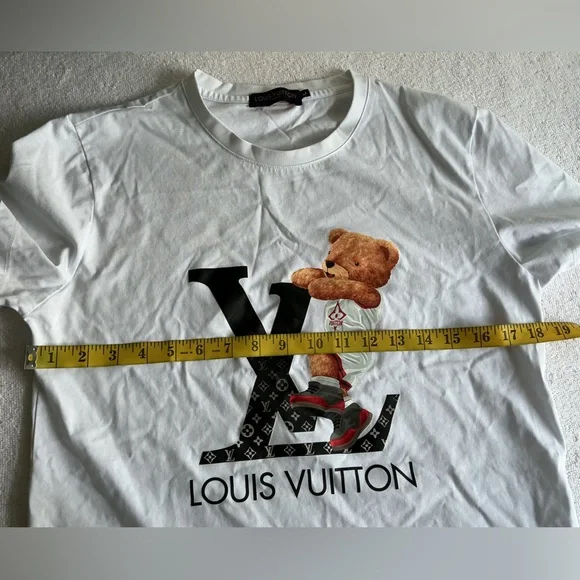 Louis Vuitton White Tee with Bear Graphic - Picture 8 of 10